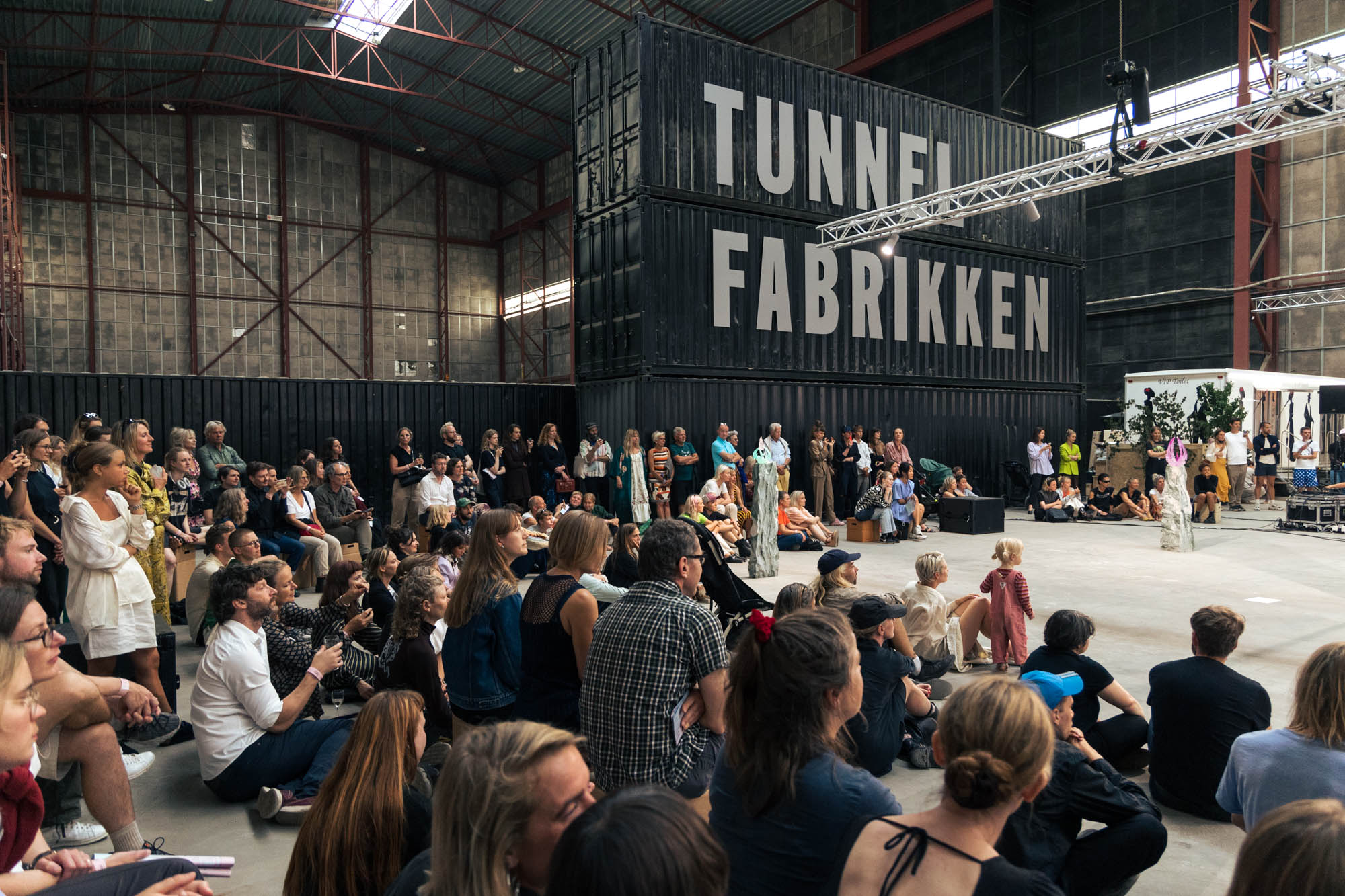 EnterArtFair2022_ItDoesntLookLikeAnythingToMe-02_photo_FridaGregersen